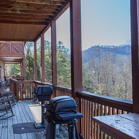 Villa Bear Claw - Bear Claw Retreat In Pigeon Forge! Extérieur photo