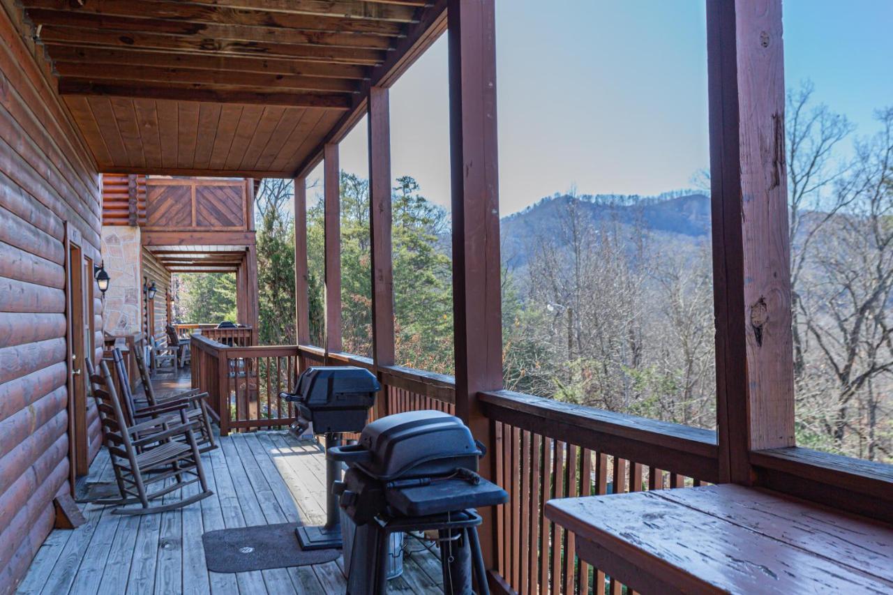 Villa Bear Claw - Bear Claw Retreat In Pigeon Forge! Extérieur photo