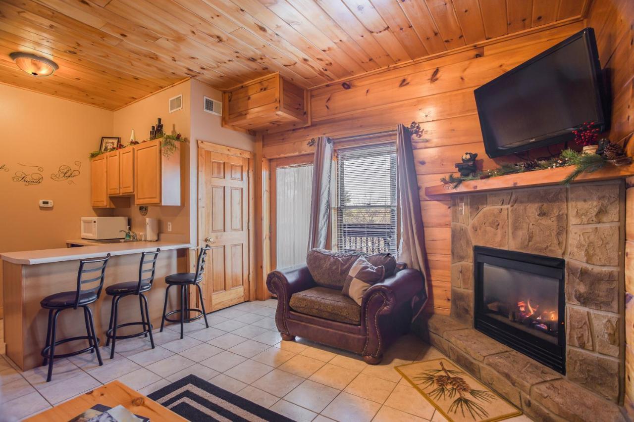 Villa Bear Claw - Bear Claw Retreat In Pigeon Forge! Extérieur photo